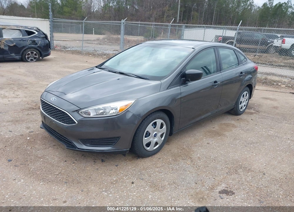 2017 FORD FOCUS S VIN: 1FADP3E20HL317351