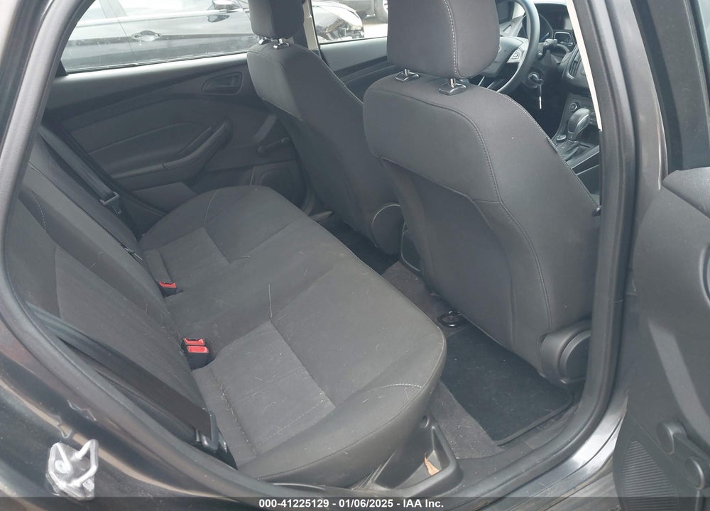 2017 FORD FOCUS S VIN: 1FADP3E20HL317351