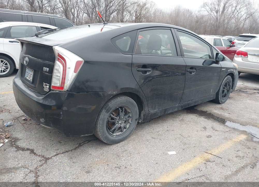 2014 TOYOTA PRIUS TWO VIN: JTDKN3DU0E1742876