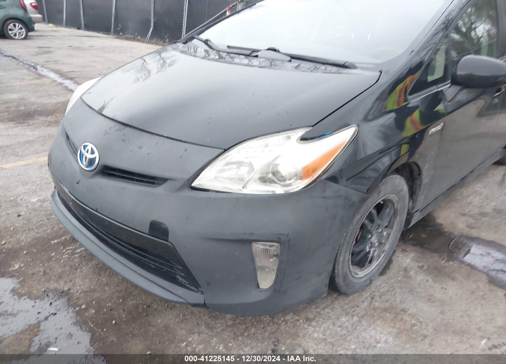 2014 TOYOTA PRIUS TWO VIN: JTDKN3DU0E1742876