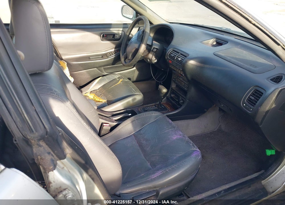 1998 ACURA INTEGRA GS VIN: JH4DB7667WS003893