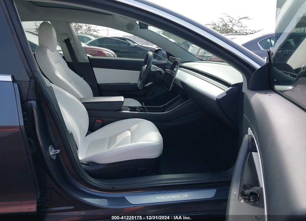 2018 TESLA MODEL 3 LONG RANGE/PERFORMANCE VIN: 5YJ3E1EB5JF170212