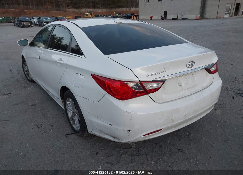 2012 HYUNDAI SONATA VIN: 5NPEB4AC2CH353976