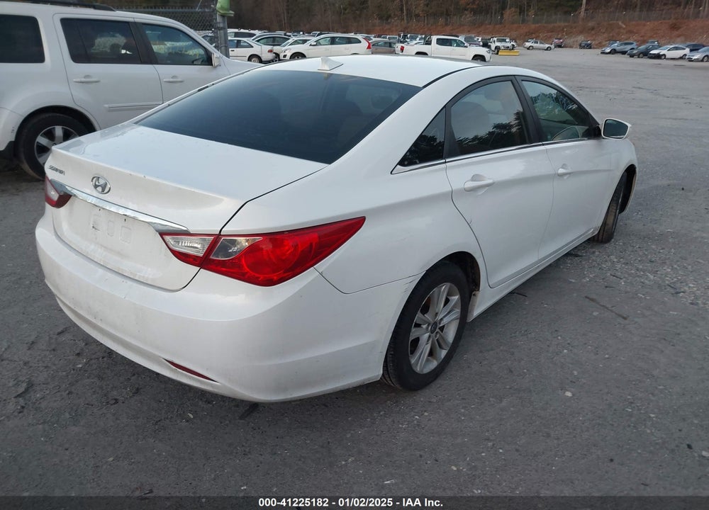 2012 HYUNDAI SONATA VIN: 5NPEB4AC2CH353976