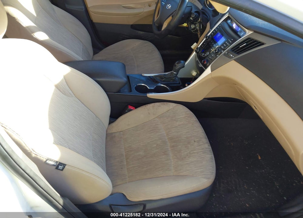 2012 HYUNDAI SONATA VIN: 5NPEB4AC2CH353976