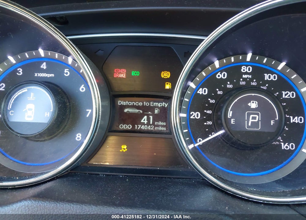 2012 HYUNDAI SONATA VIN: 5NPEB4AC2CH353976
