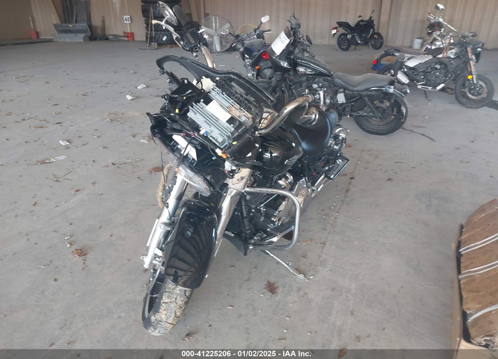 2023 HARLEY-DAVIDSON FLTRX VIN: 1HD1KHC1XPB677085