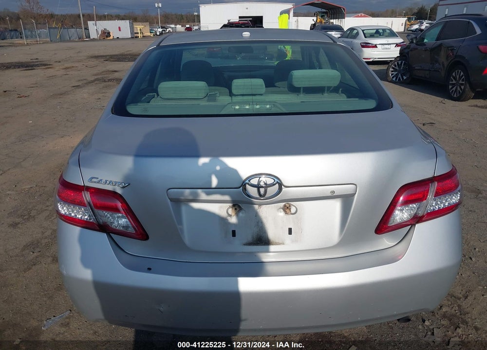2010 TOYOTA CAMRY VIN: 4T1BF3EK5AU088925