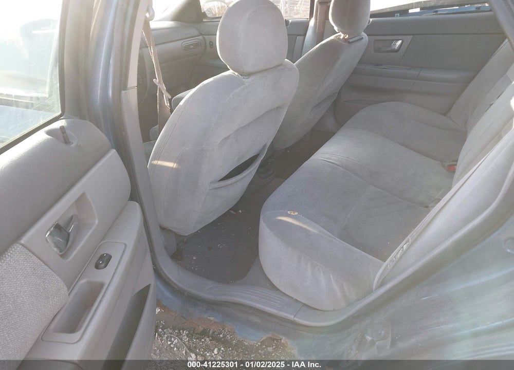 2002 FORD TAURUS SE VIN: 1FAFP53U22A103070