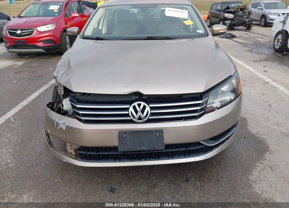 2015 VOLKSWAGEN PASSAT VIN: 1VWAT7A36FC028564