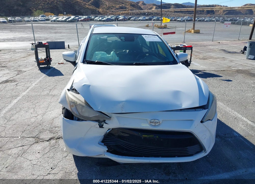 2016 SCION IA VIN: 3MYDLBZV8GY136400