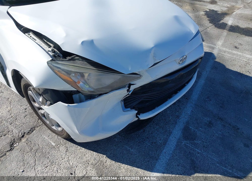 2016 SCION IA VIN: 3MYDLBZV8GY136400
