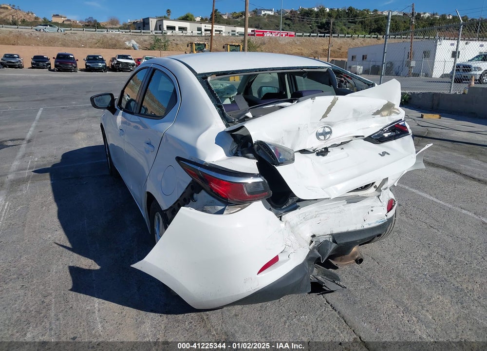 2016 SCION IA VIN: 3MYDLBZV8GY136400