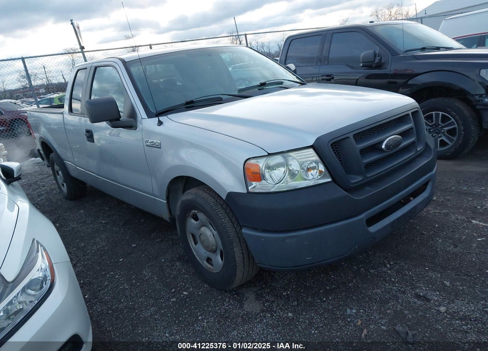 2007 FORD F-150 STX/XL/XLT VIN: 1FTRX12W27FA63621