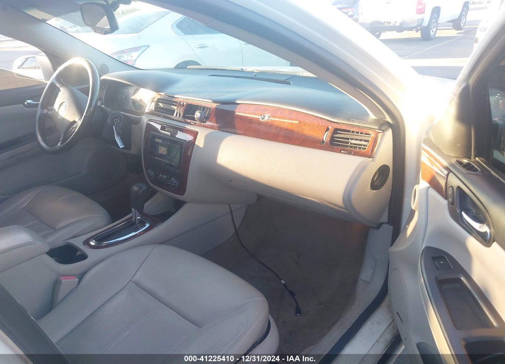 2008 CHEVROLET IMPALA LTZ VIN: 2G1WU583781195534