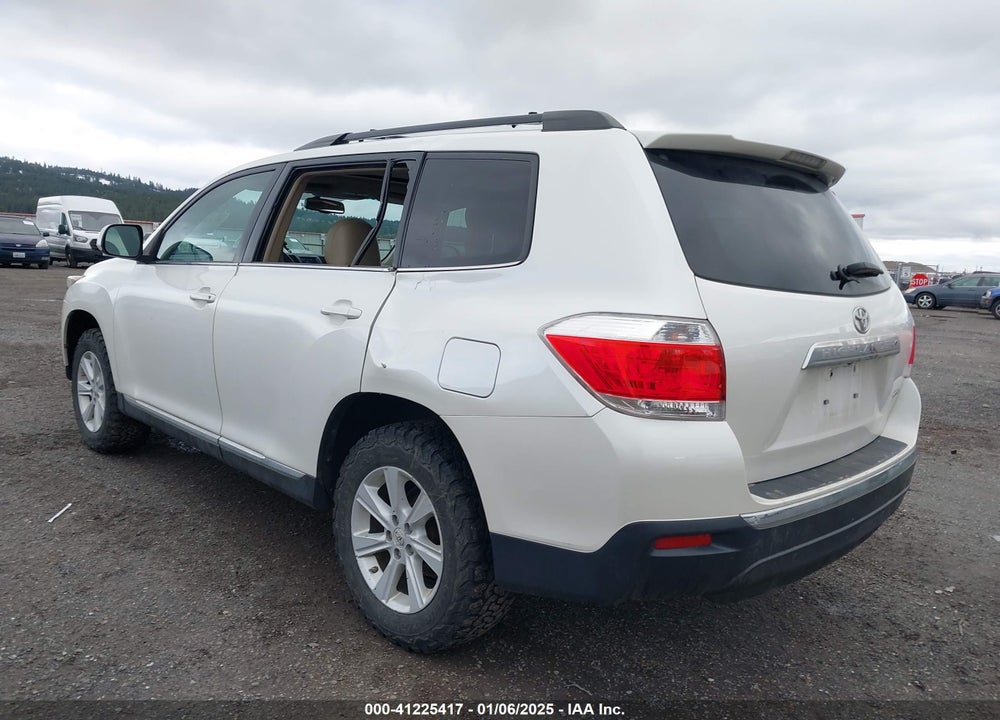 2012 TOYOTA HIGHLANDER SE V6 VIN: 5TDBK3EH8CS163743
