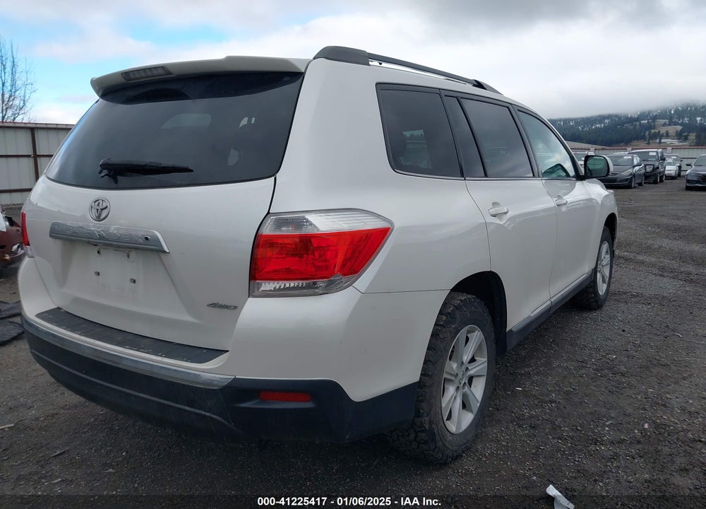 2012 TOYOTA HIGHLANDER SE V6 VIN: 5TDBK3EH8CS163743
