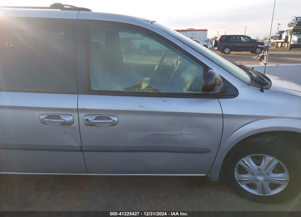 2002 DODGE GRAND CARAVAN SPORT VIN: 2B4GP44352R513711