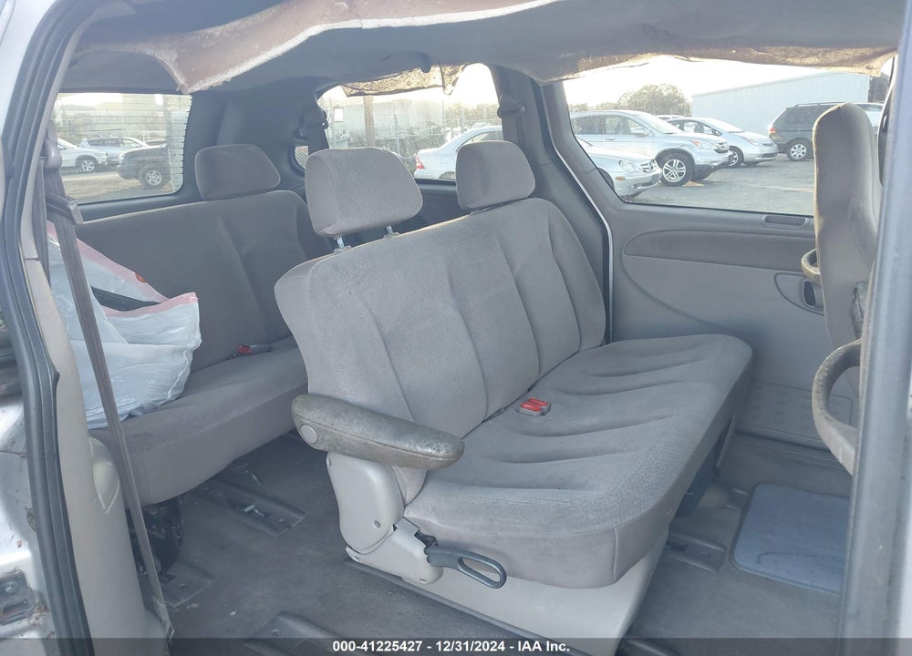 2002 DODGE GRAND CARAVAN SPORT VIN: 2B4GP44352R513711