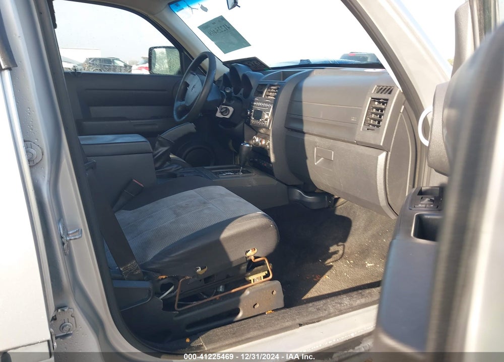 2007 DODGE NITRO SXT VIN: 1D8GT28K07W644467