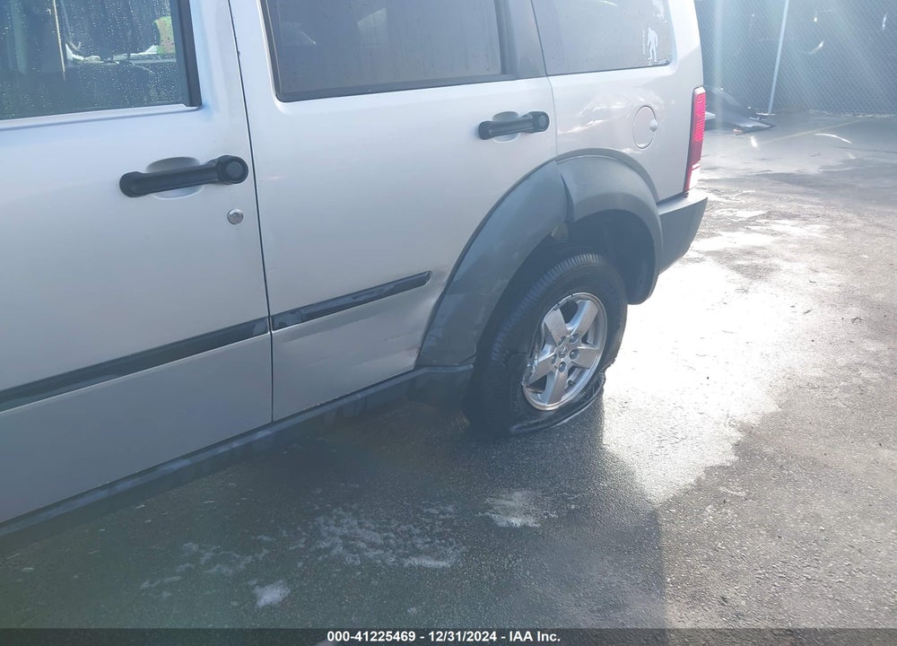 2007 DODGE NITRO SXT VIN: 1D8GT28K07W644467