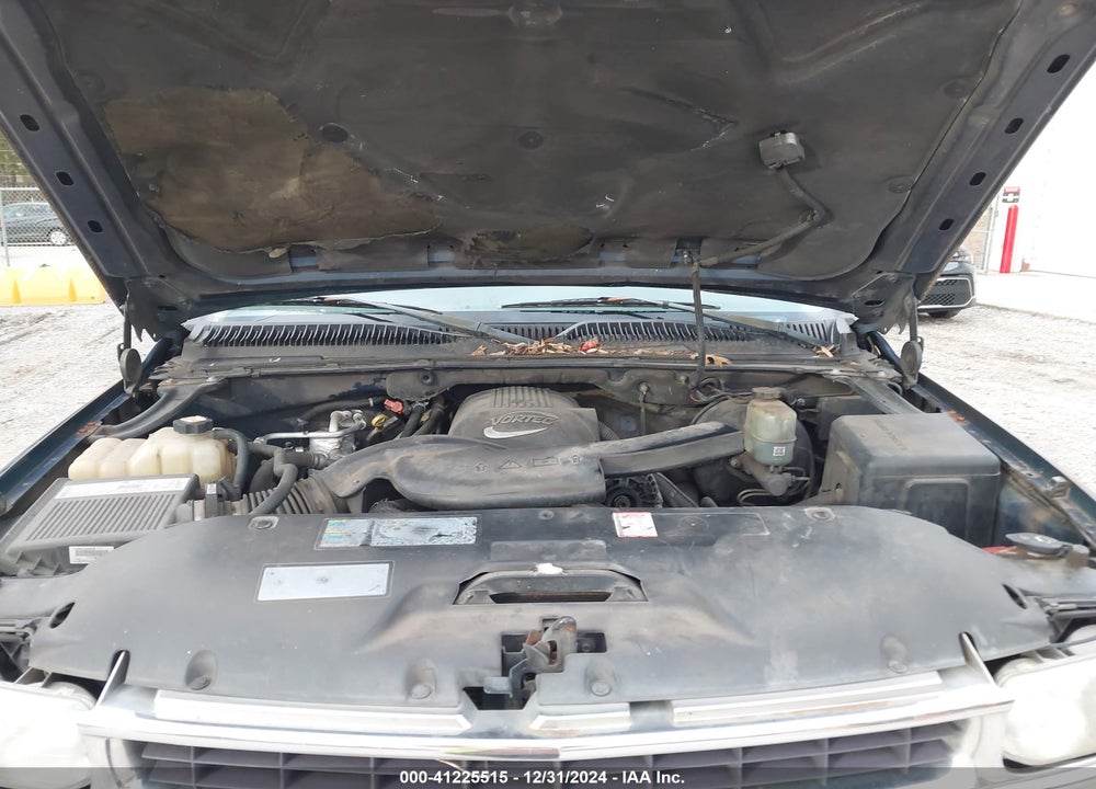 2002 CHEVROLET SUBURBAN 1500 LS VIN: 3GNEC16T12G289951