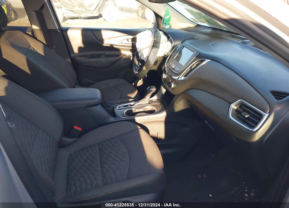 2019 CHEVROLET EQUINOX LT VIN: 3GNAXUEV4KS500483