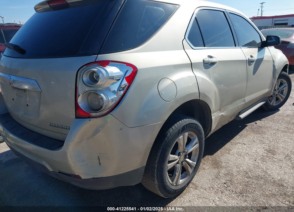 2015 CHEVROLET EQUINOX LS VIN: 1GNALAEKXFZ142069