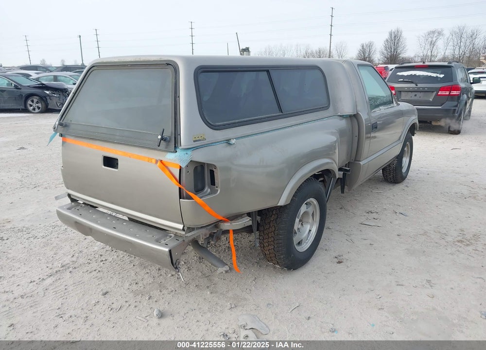 1998 GMC SONOMA SLS SPORTSIDE VIN: 1GTCS1442W8521368