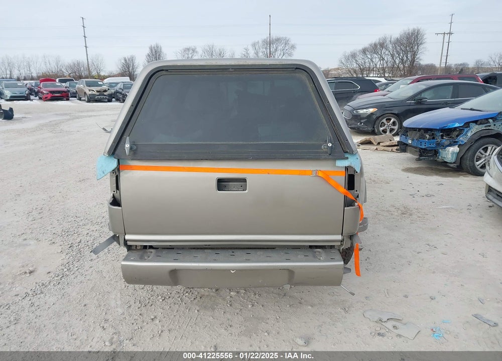1998 GMC SONOMA SLS SPORTSIDE VIN: 1GTCS1442W8521368