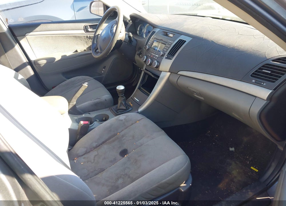 2009 HYUNDAI SONATA GLS VIN: 5NPET46C09H544004