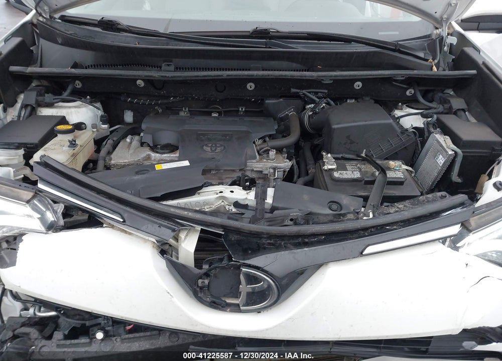 2017 TOYOTA RAV4 PLATINUM VIN: 2T3DFREV1HW558388