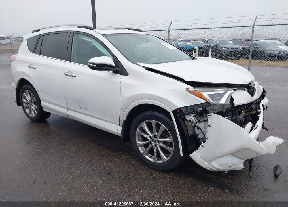 2017 TOYOTA RAV4 PLATINUM VIN: 2T3DFREV1HW558388