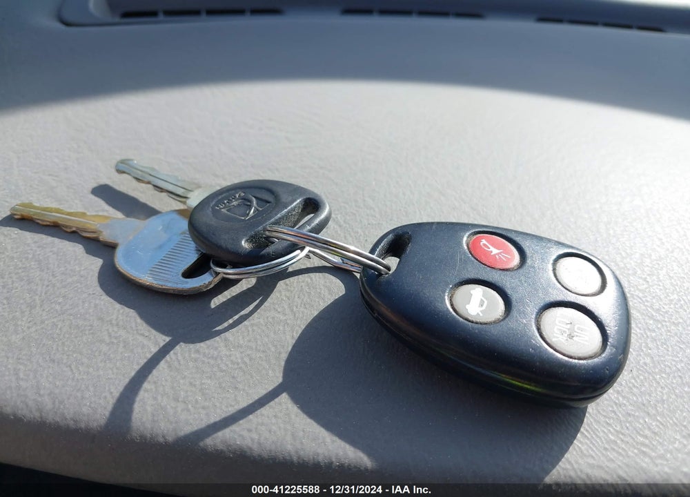 2002 SATURN L-SERIES L200 VIN: 1G8JU54F62Y581796