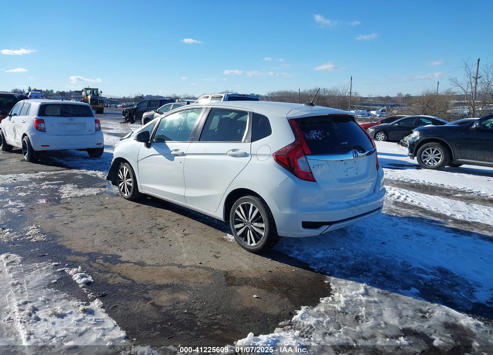2018 HONDA FIT EX VIN: 3HGGK5H87JM702865