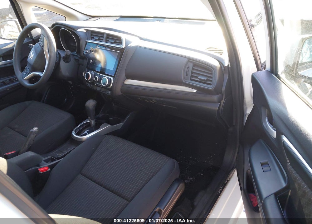 2018 HONDA FIT EX VIN: 3HGGK5H87JM702865