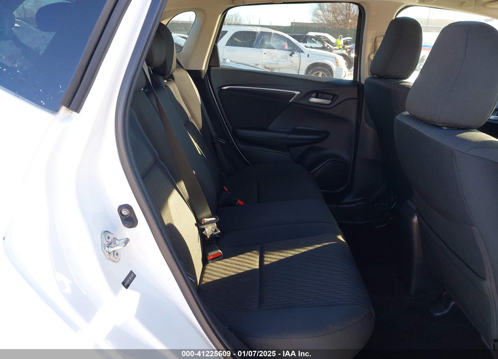 2018 HONDA FIT EX VIN: 3HGGK5H87JM702865