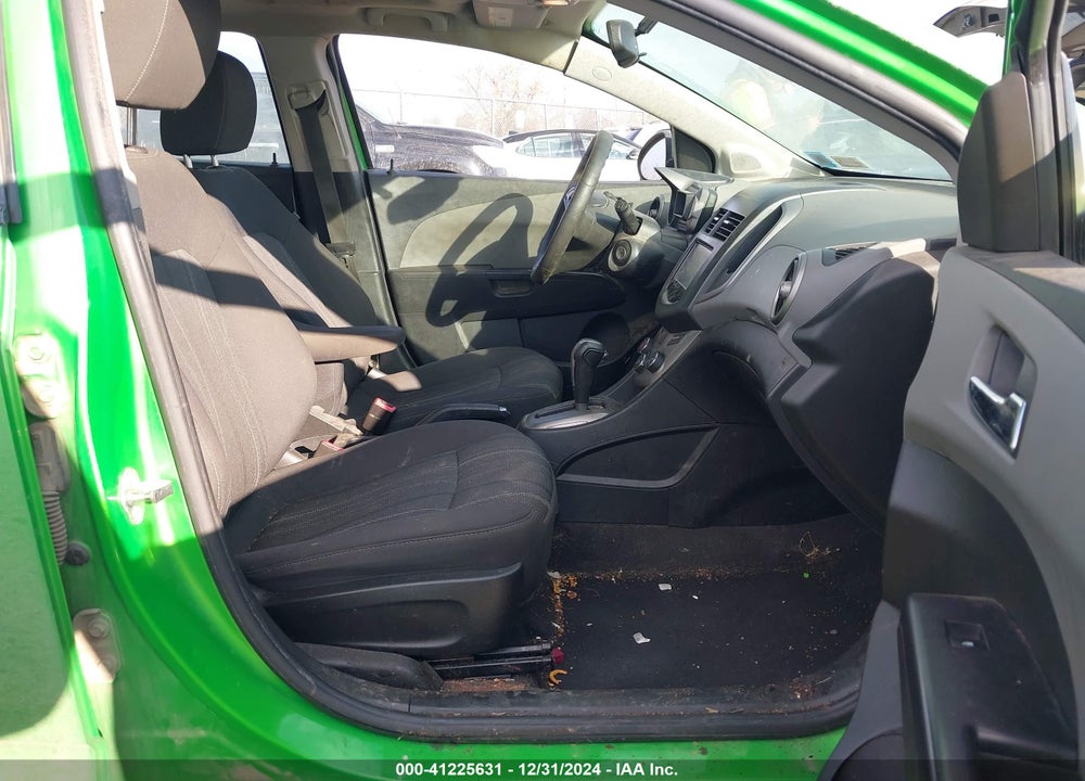 2015 CHEVROLET SONIC VIN: 1G1JC6SB3F4133486