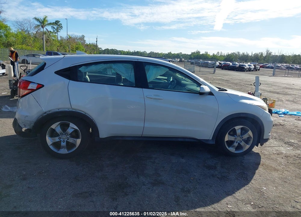2018 HONDA HR-V LX VIN: 3CZRU5H32JM722330