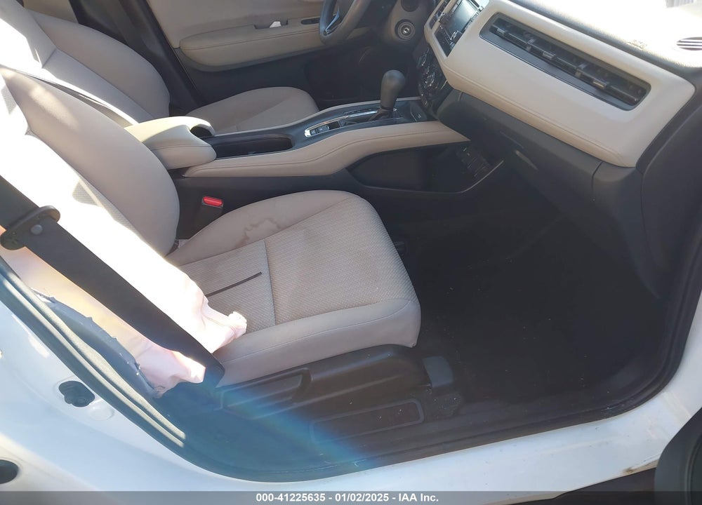 2018 HONDA HR-V LX VIN: 3CZRU5H32JM722330
