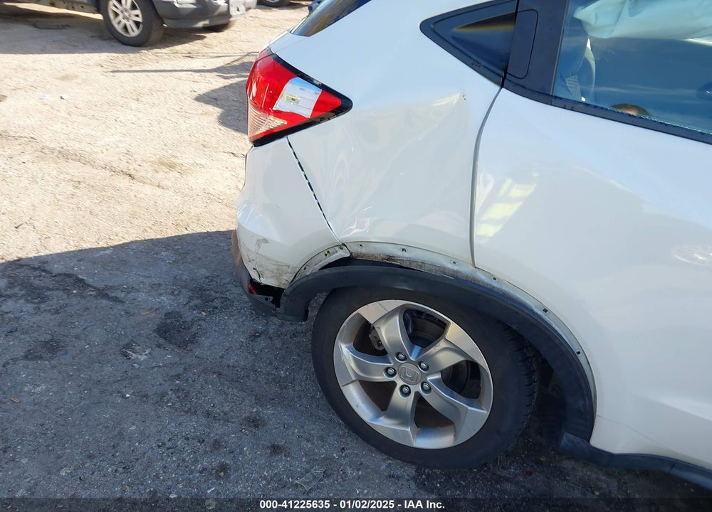 2018 HONDA HR-V LX VIN: 3CZRU5H32JM722330