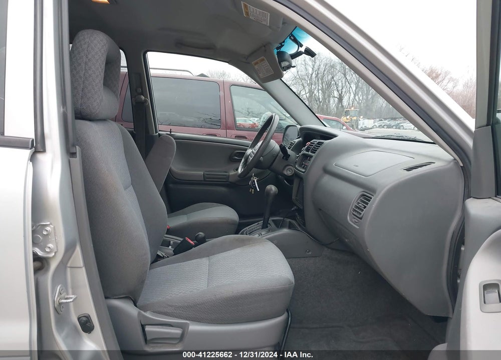 2004 CHEVROLET TRACKER VIN: 2CNBJ134X46900214