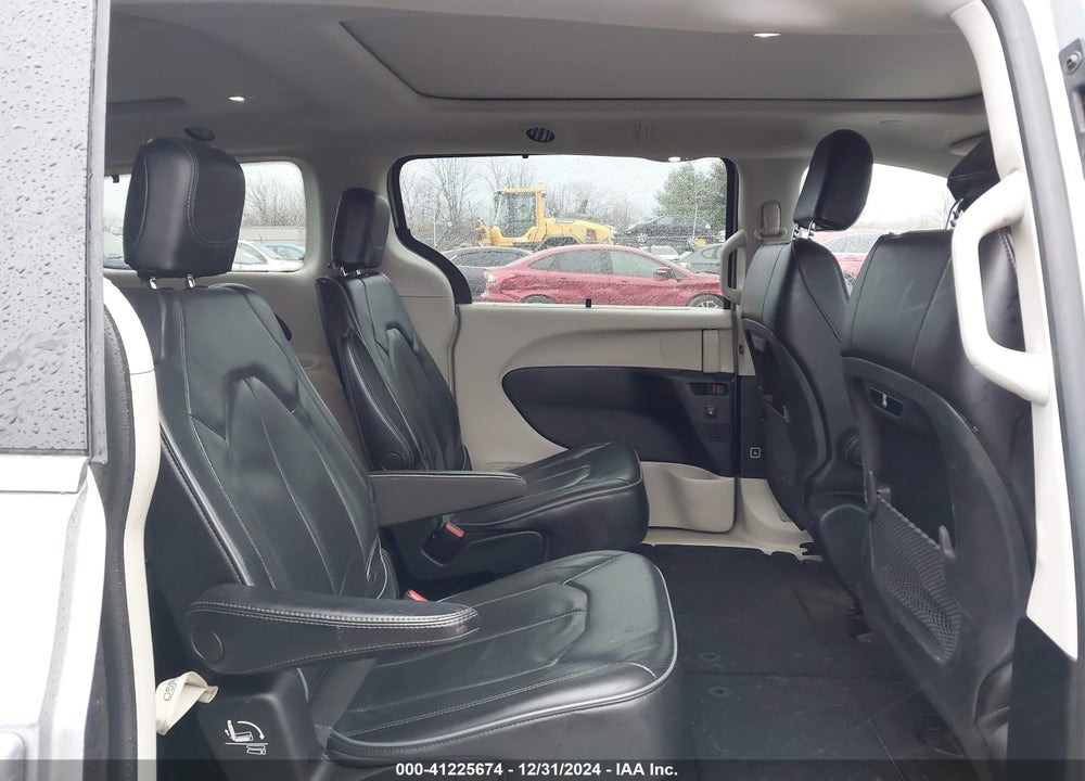 2020 CHRYSLER PACIFICA LIMITED VIN: 2C4RC1GG7LR275723