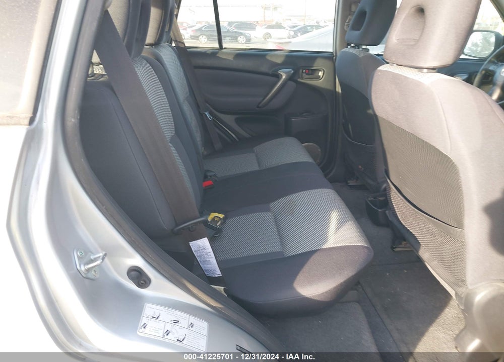 2005 TOYOTA RAV4 VIN: JTEGD20VX50051762