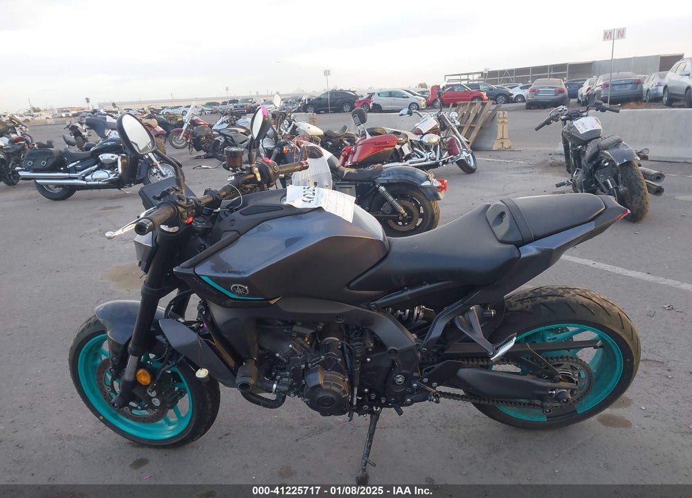 2024 YAMAHA MT09 VIN: JYARN94E7RA001958
