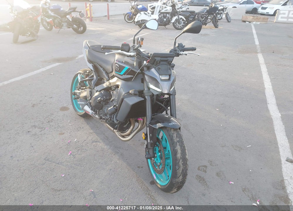 2024 YAMAHA MT09 VIN: JYARN94E7RA001958