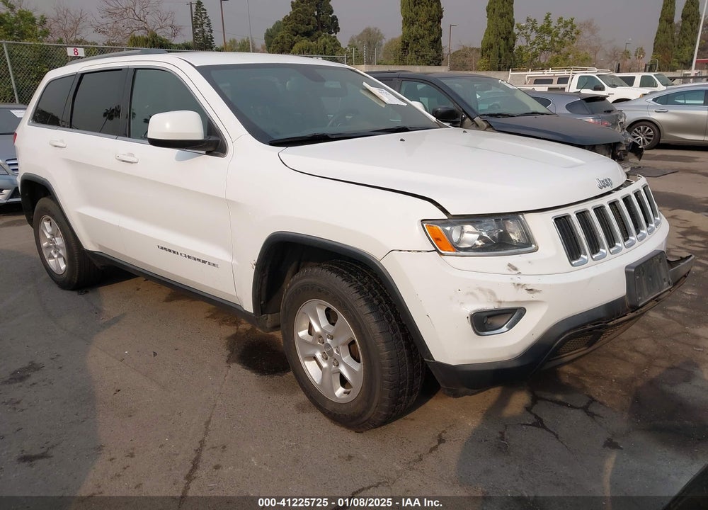 2015 JEEP GRAND CHEROKEE LAREDO VIN: 1C4RJEAG4FC218009