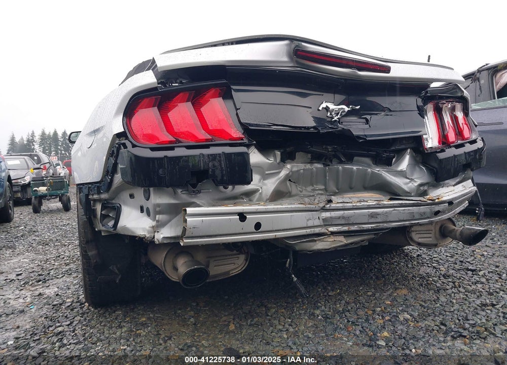 2018 FORD MUSTANG VIN: 1FATP8UH5J5132480