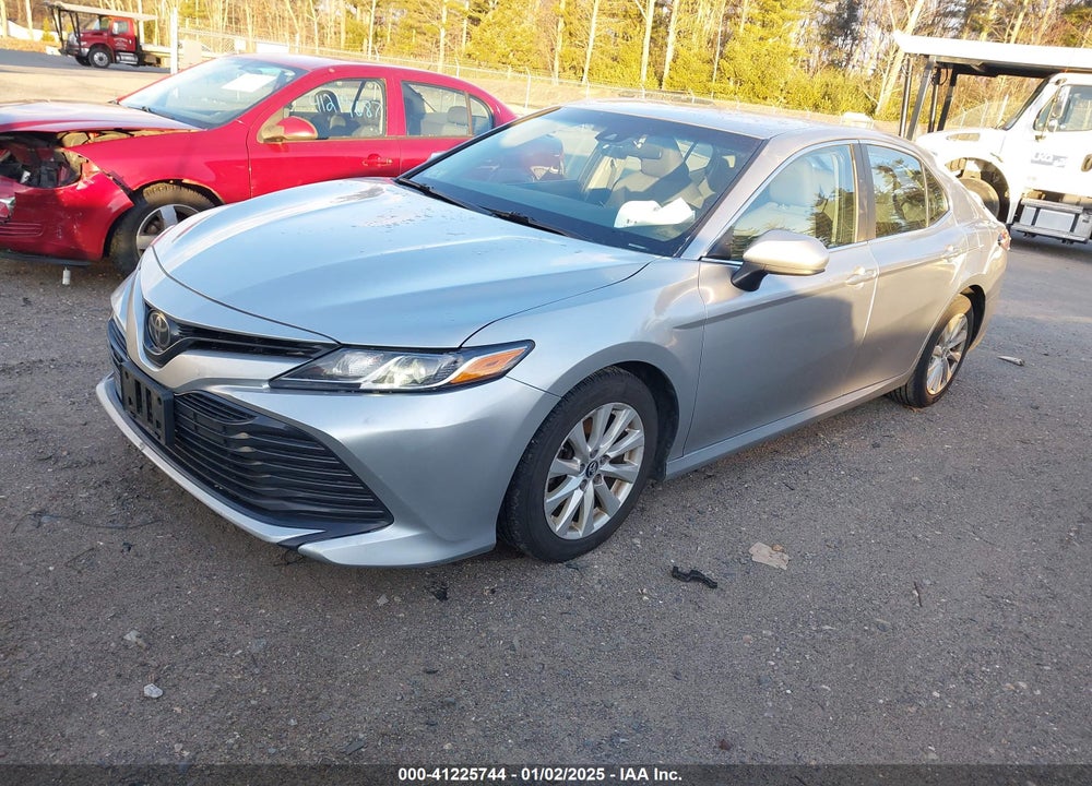 2018 TOYOTA CAMRY LE VIN: 4T1B11HK3JU638671