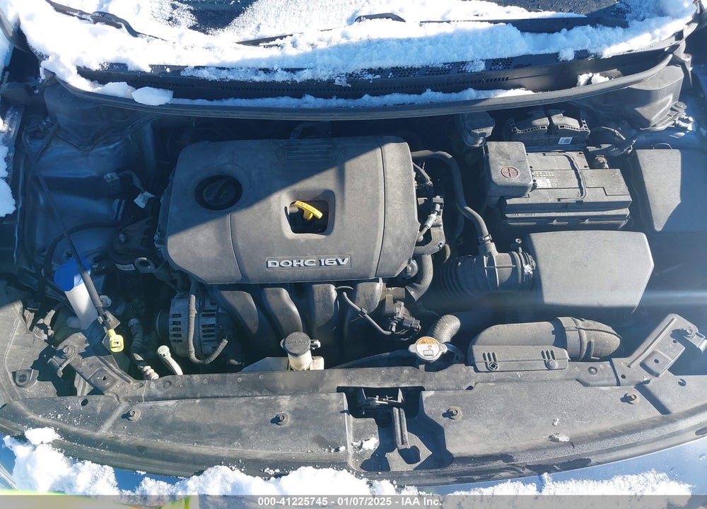 2017 KIA FORTE VIN: 3KPFL4A71HE113964